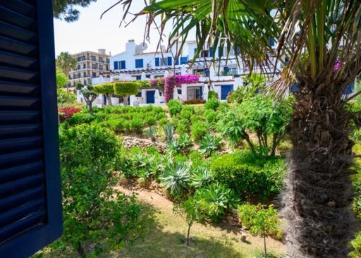Newly Renovated 2 Bedroom Beachfront House Sitio de Calahonda Extérieur photo