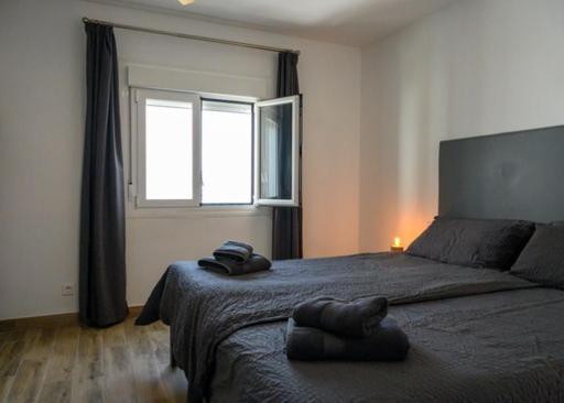 Newly Renovated 2 Bedroom Beachfront House Sitio de Calahonda Extérieur photo